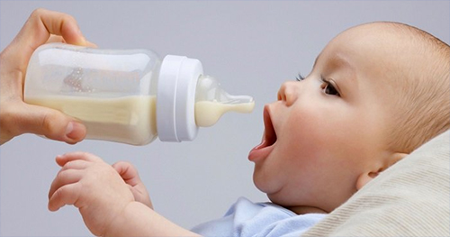 Các biện pháp phòng ngừa sặc sữa lên mũi cho trẻ sơ sinh